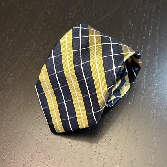 NWT Tommy Hilfiger Silk Tie - Picture 5 of 5